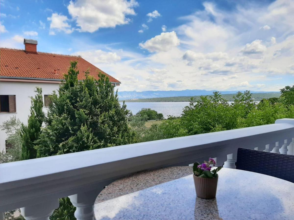 Pansion Katarina Bed & Breakfast Malinska Exterior photo