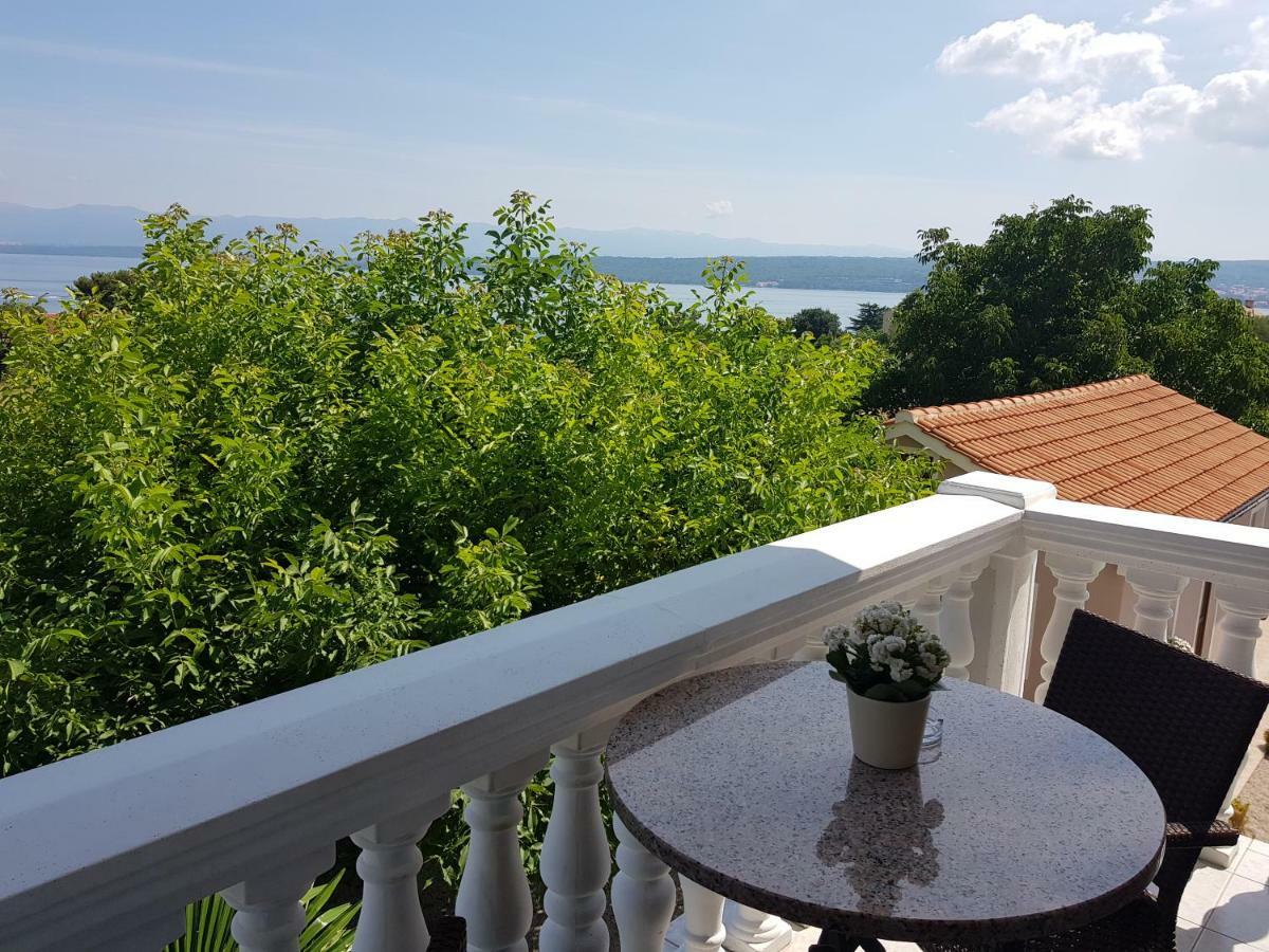 Pansion Katarina Bed & Breakfast Malinska Exterior photo