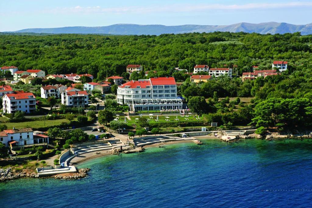 Pansion Katarina Bed & Breakfast Malinska Exterior photo